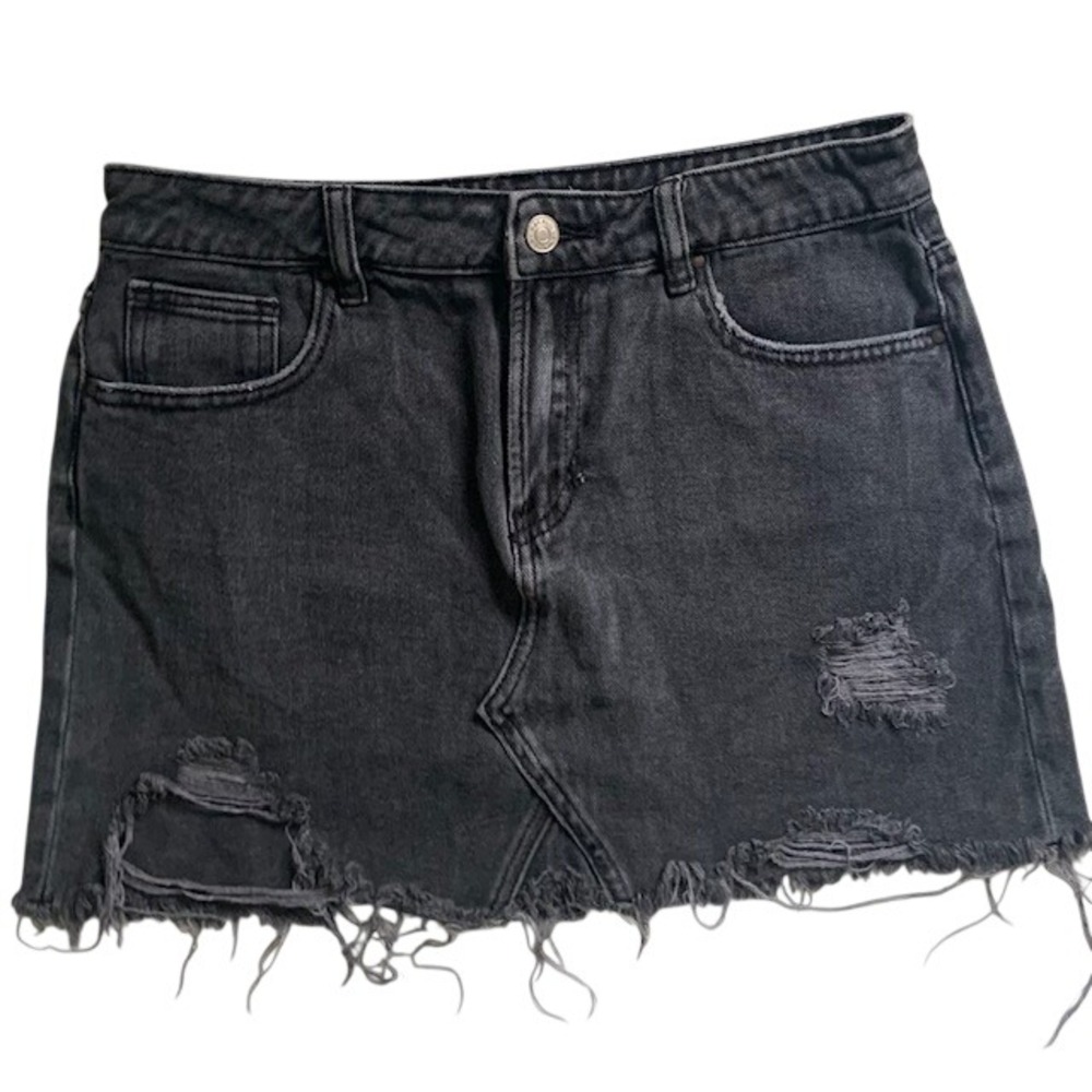 PacSun Distressed Denim Mini Skirt 28 Y2K Grunge Gray Frayed Hem 2000s Style